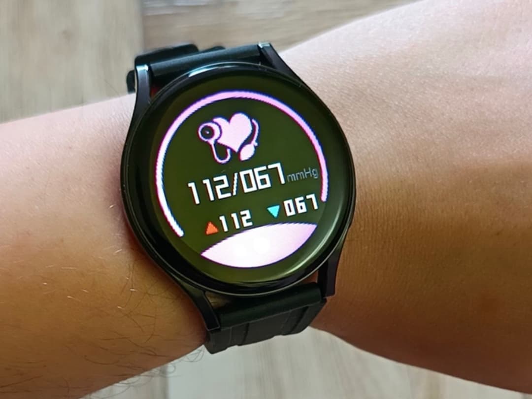 Smartwatch z Bluetooth - Twój Monitor Zdrowia ⌚